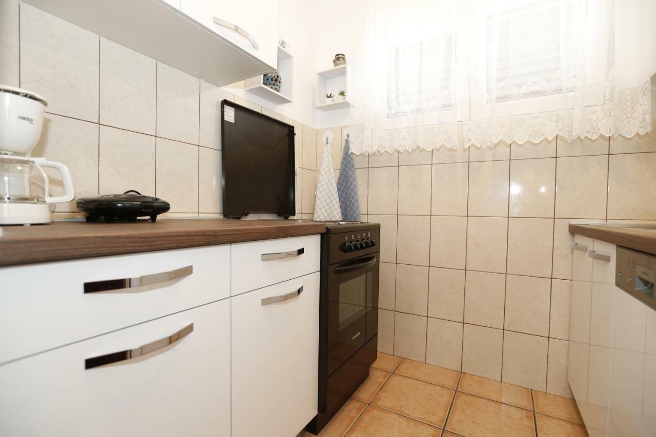 Goga Apartment *